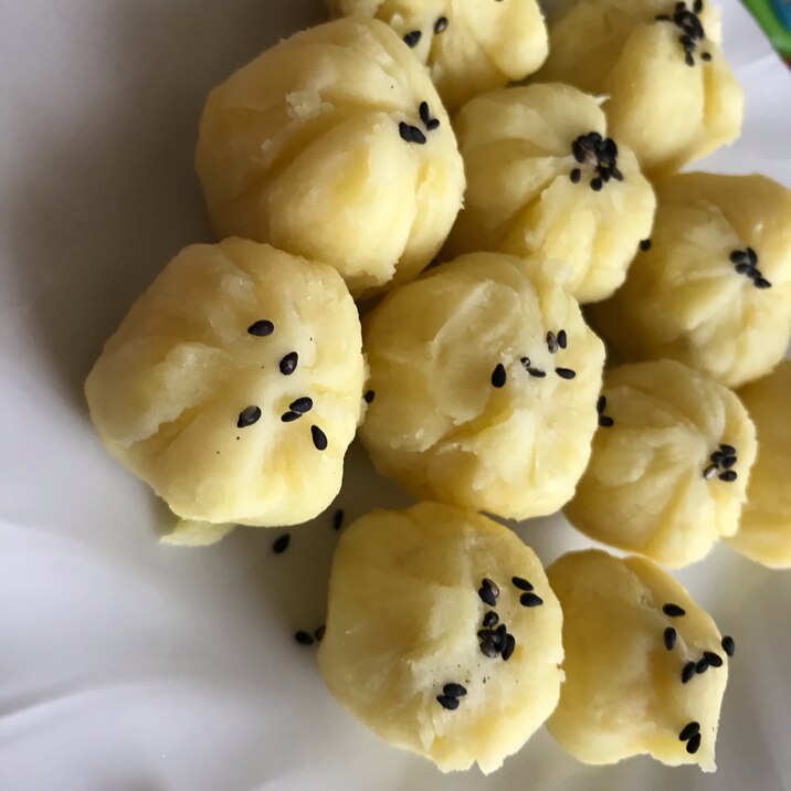 離乳食 黒ごま芋きんとん